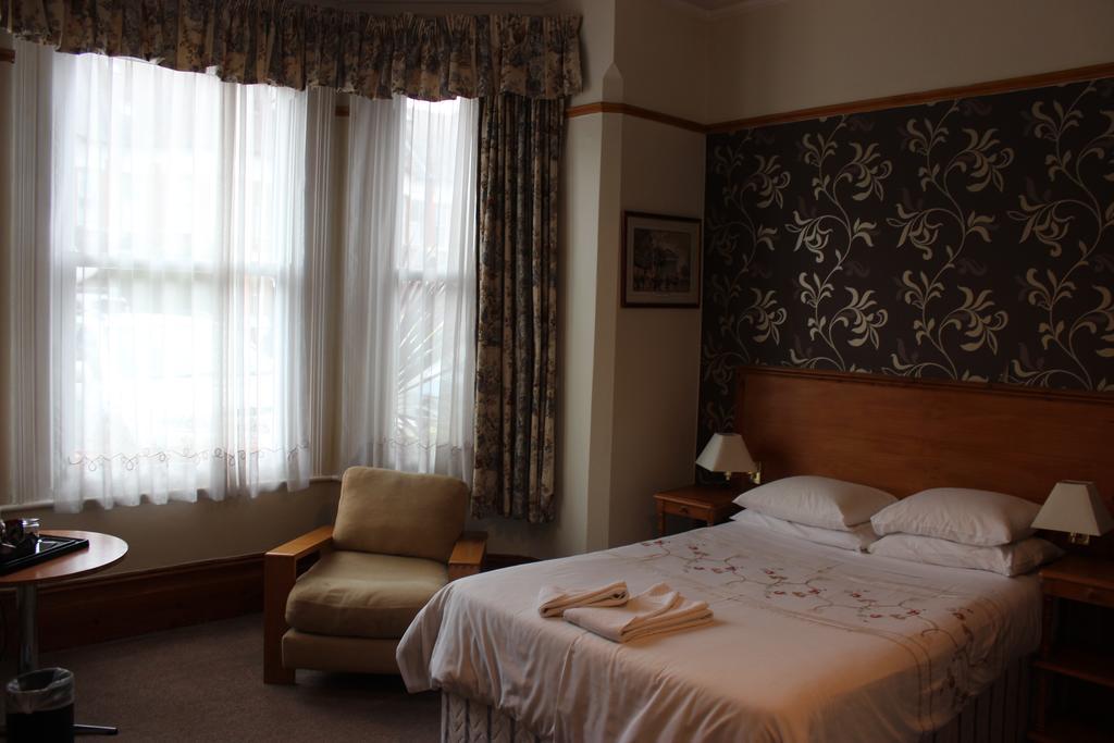Heatherbank Guest House Barnet Exteriör bild